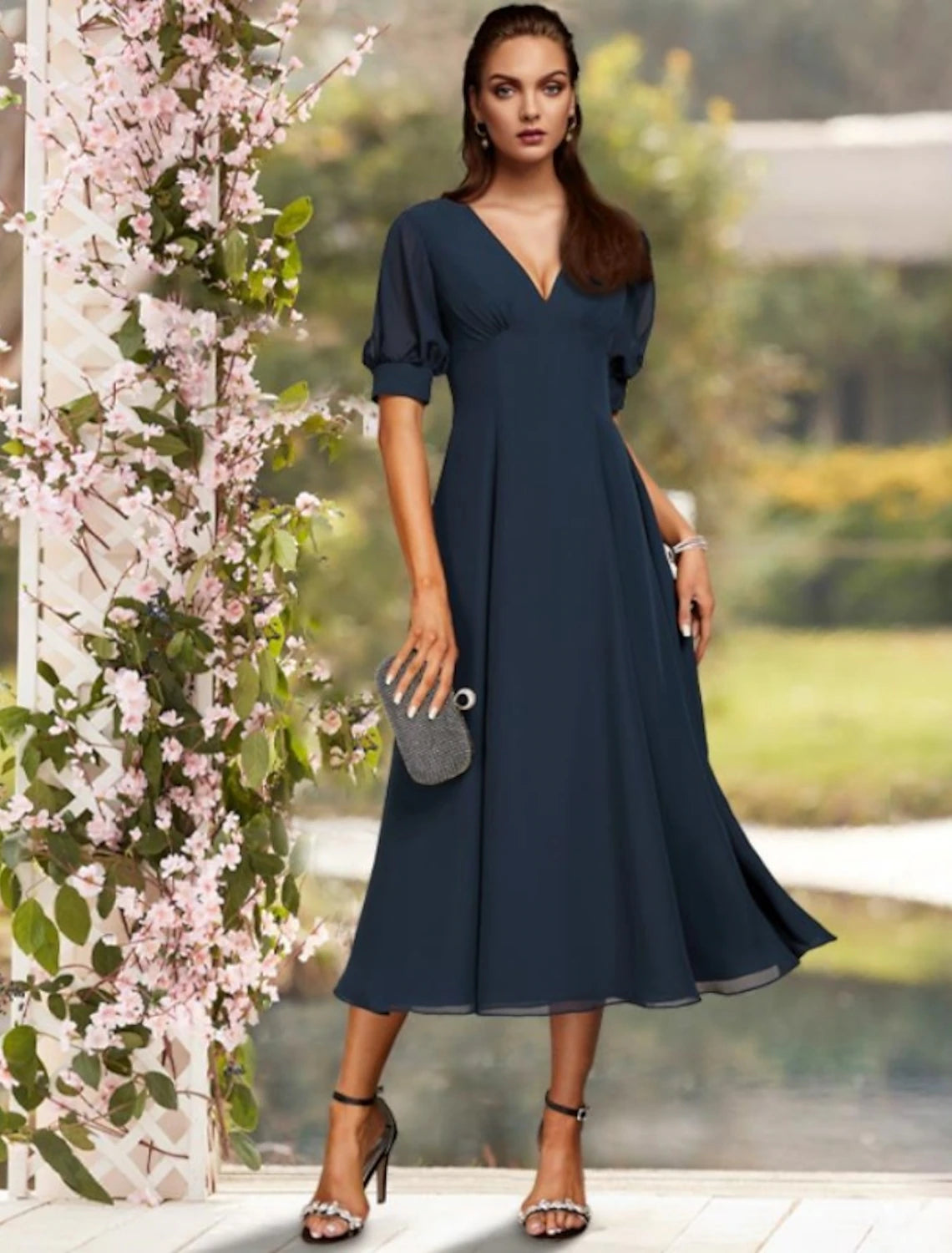 Wholesale  Sheath / Column Mother of the Bride Dress Minimalist Elegant V Neck Tea Length Satin Short Sleeve with Ruching